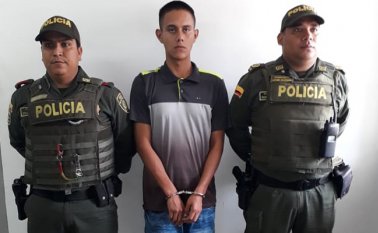 José Martínez Parada, de 20 años. Policía