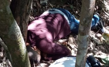 De 38 y 29 años. Policía