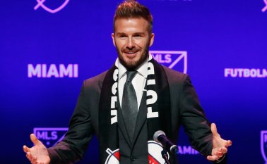 Beckham, de 43 años, recibirá el premio en Mónaco a finales de año. AFP
