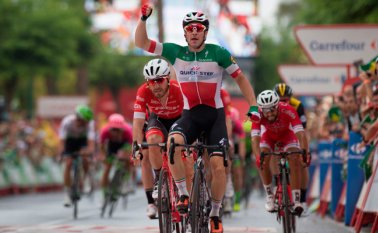 Los ciclistas afrontarán este martes el primero de los ocho finales en alto de esta edición 73 de La Vuelta. AFP