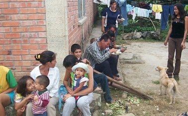Las cifras pertenecen a 16.809 hombres y 17.700 mujeres.  Archivo La Opinión