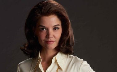 Katie Holmes personifica a Jackie. AFP