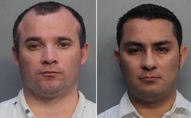 Diego Berrio y Edwin Giraldo-Cortez fueron arrestados por conducta lasciva y exposición indecente. Miami Herald