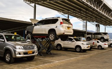 Según los empresarios, marcas como Toyota, Mazda y Nissan han crecido en la región, aunque señalan que la inflación de las cifras por causa de los vehículos matriculados en el Runt les impide manejar tasas de crecimiento precisas. Archivo