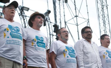 Los exintegrantes de las Farc que se acogieron al proceso de paz deberán entregar un informe en los próximos días ante la JEP, en el que ratifiquen su compromiso con la reincorporación y el cumplimiento de sus obligaciones. Archivo Colprensa