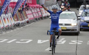 Ciclista Didier Chaparro del equipo Supergiros. Colprensa