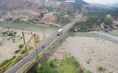 La estrategia de infraestructura para la paz le apunta a promover y ejecutar inversiones en vías primarias, secundarias y terciarias de Norte de Santander. Archivo