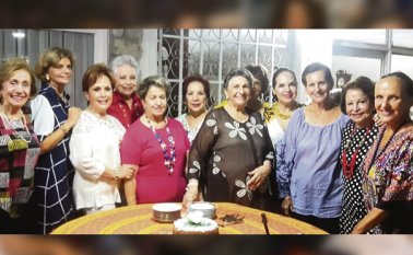 Especiales para La Opinión