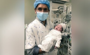 Nairo y su bebé. Twitter