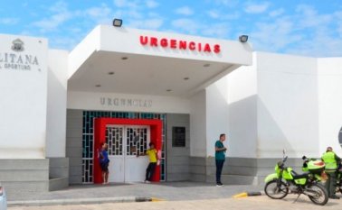 En medio del forcejeo la detenida le dio una punzada en el cuello a José María López Molinares, de 35 años de edad. Colprensa