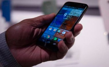 El pago por redes sociales o el obtener un crédito digital y solo con un clic han sido algunas de las apuestas de bancos como AV Villas, Bancolombia, Davivienda y también franquicias como Mastercard y Visa.
Colprensa