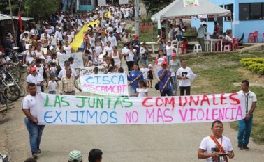 Reiteran la necesitad de que se aplique de manera urgente el decreto. Archivo La Opinión