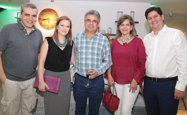 Arturo Cogollo, Juliana Valencia, Raúl Colmenares Ossa, Marta Hernández de Colmenares y Abraham Ararat. César Obando / La Opinión