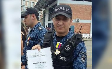 El cadáver de la víctima fue trasladado al Instituto de Medicina Legal. Hoy a las 2:00 de la tarde será despedido en la Iglesia Las Carmelitas.
Cortesía