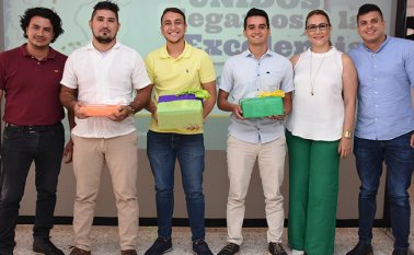 Elkin Almeida, Janz Jaramillo Benítez, Alberto Fazzolari, Oliveiro Ronaldo, Sequeda Rolón, Doris Yaneth Barrera y Juan Pablo Salazar. Cortesía