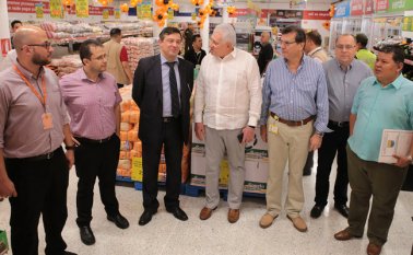 En las instalaciones del antiguo almacén TIA. César Obando