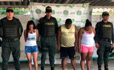Según las autoridades, los capturados tenían anotaciones judiciales en Valledupar, Pasto y Medellín. Policía