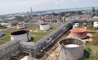 Según los informes de la fiscalía, en el proyecto de Reficar se investiga un desfalco por 610.000 millones de pesos. Colprensa