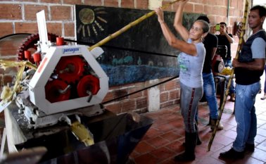 Las familias aprovechan al máximo los beneficios de la máquina.
Cortesía