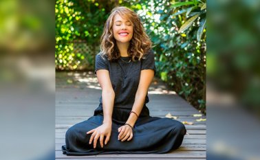 Cristina Umaña cree que todo el proceso que viene viviendo Colombia “nos ha llevado a ver dónde está el centro del cáncer de todos nuestros males, que es la corrupción, por lo que yo ahora veo un político como alguien peor que un guerrillero, aunque hay buenos políticos”. Internet