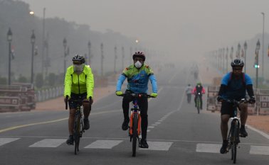La bruma tóxica dificultaba la visibilidad. AFP