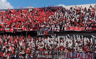 Por la Copa Libertadores. Twitter