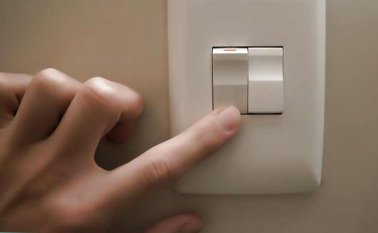 De los 48 niños que estuvieron expuestos a la luz, 36 tuvieron que recibir tratamiento médico de urgencia. Internet