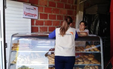 Venezolanos y colombianos retornados han creado unidades productivas para la generación de ingresos con el apoyo del proyecto ‘Esperanza Sin Fronteras’ de la oenegé World Vision Colombia. Cortesía