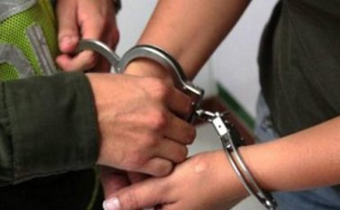 El mandatario fue detenido en el aeropuerto Olaya Herrera. Archivo Colprensa