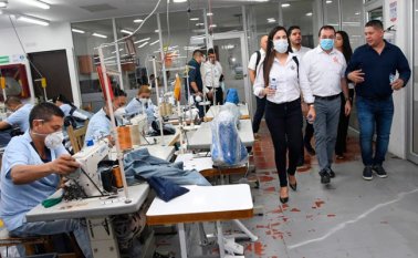 Articular con el sector privado las necesidades de la industria en la entidad para potenciar los programas de formación en estas áreas es la estrategia que presentó a los empresarios el director del Sena. Alfredo Estévez