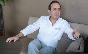 Fabio Aristizábal Ángel está al frente de la Superintendencia Nacional de Salud. Es odontólogo y especialista en gerencia hospitalaria y gerencia de la seguridad social.
 César Obando / La Opinión