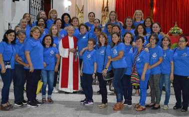 Mabel Duarte, Matilde Ibarra, Amparo Gutiérrez, Lucy Patiño, Yolanda Melgarejo, Ruth Marina Gutiérrez, Gloria Jaimes, Nelcy Reyes, Nelly Cristina González, Gladys Girón, Carmen Alicia Pinto, Carmen Alicia Mantilla, Nury Peñaranda, Mercedes Hernández, María Cecilia Alfonso, Cecilia Pedraza, Carmen Sofía Anaya, Rita Ibarra, Luz Marina Pico, Vilma Nieto, Rosalba Ramírez, Amparo Díaz, Scheznarda Castañeda, Luz Marina García, Millerlandy Palacios, Belén Vargas, Ana Esther Vásquez, Berenice Valbuena,Teresa Hernández, Ruth Esperanza Lemus, Alba Luisa Tarazona, Araceli Navarro y Ludy Garza. Cortesía