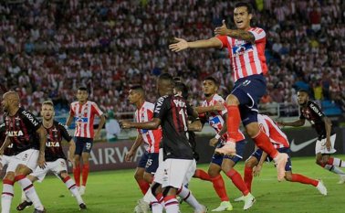 Sobre lo que será el partido de vuelta en Curitiba, Comesaña considera que el Atlético Paranaense mostrará otras características diferentes al contragolpe. Twitter