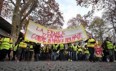 Se ha levantado una protesta generalizada contra la política económica y social del gobierno del presidente francés Emmanuel Macron. AFP