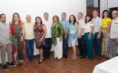 Néstor Blanco, Claudia Uribe, Luis Arturo Melo, Diana Medina, Juan Carlos Soto,Carmen Quero, Edgar Díaz Cáceres, Marisabel Guerrero, José Elías Arámbula, Leonor Ordóñez, Omar Duarte Ballén, Yamile Jaimes y Ángel María Corzo. Alfredo Estévez / La Opinión