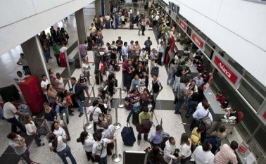 La mayor disponibilidad de sillas en las aeronaves que viajan a la región impulsará la movilización de pasajeros desde y hacia Cúcuta este fin de año.
Archivo