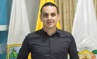 Jaime Andrés Cañas Morales tenía un arma en la mano cuando los agentes llegaron al lugar. El Colombiano