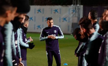 El jugador colombiano ya hizo su primer entrenamiento con el Barcelona, el que será su equipo hasta final de temporada. Twitter Barcelona