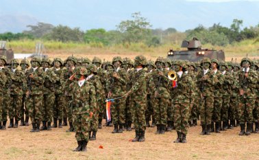 Botero indica que le dio la orden al general Luis Navarro, comandante de las Fuerzas Militares, para que se desplace hasta el lugar para que presida un consejo de seguridad. Colprensa