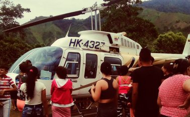 El Epl tendría retenidos a los tres tripulantes. Twitter