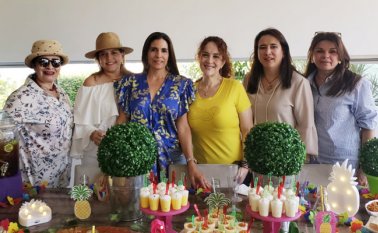 Pilar Lizarazo, Débora Guerra, Isabel Cristina Soto, Laura Ochoa,Gilma Peñaranda y Ana María Cáceres. Cortesía