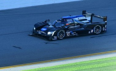 El piloto colombiano logró un puesto de privilegio en la parrilla de salida de las 24 Horas de Daytona. Twitter