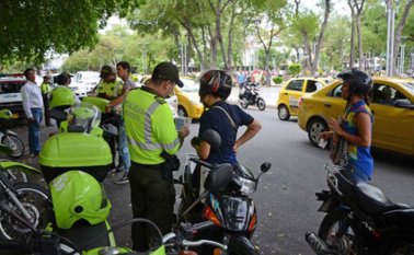 Se aplicaron 285 comparendos y se inmovilizaron 75 vehículos. Archivo / La Opinión