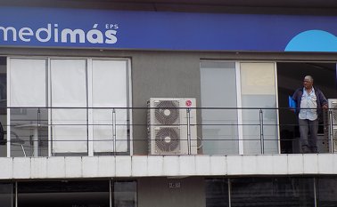También por problemas financieros que viene presentando la compañía. Colprensa