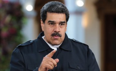 El miércoles, Maduro denunció que militares desertores, convertidos en "mercenarios", conspiraban desde Colombia para dividir a la Fuerza Armada. AFP