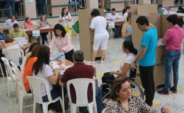 Los partidos que decidan ir a consulta para elegir a sus candidatos,  tendrán plazo de informar hasta el 26 de febrero. Archivo