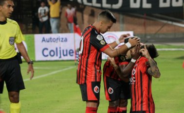 Jhonathan Agudelo fue quien puso el marcador 1-1. Mario Franco