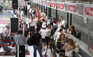 El comportamiento positivo en el tráfico de pasajeros se viene presentando desde septiembre del año pasado. Desde agosto de 2015 el aeropuerto no mantenía incrementos superiores al 10%. Archivo