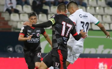 El Cúcuta Deportivo comanda la tabla de la Liga Águila y se ha mostrado, en lo que va del campeonato, como uno de los equipos más sólidos.  Colprensa