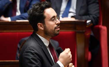El ministro de Asuntos Digitales de Francia, Mounir Mahjoubi, describió a los hombres detrás de "la Liga del LOL" como "perdedores".  AFP